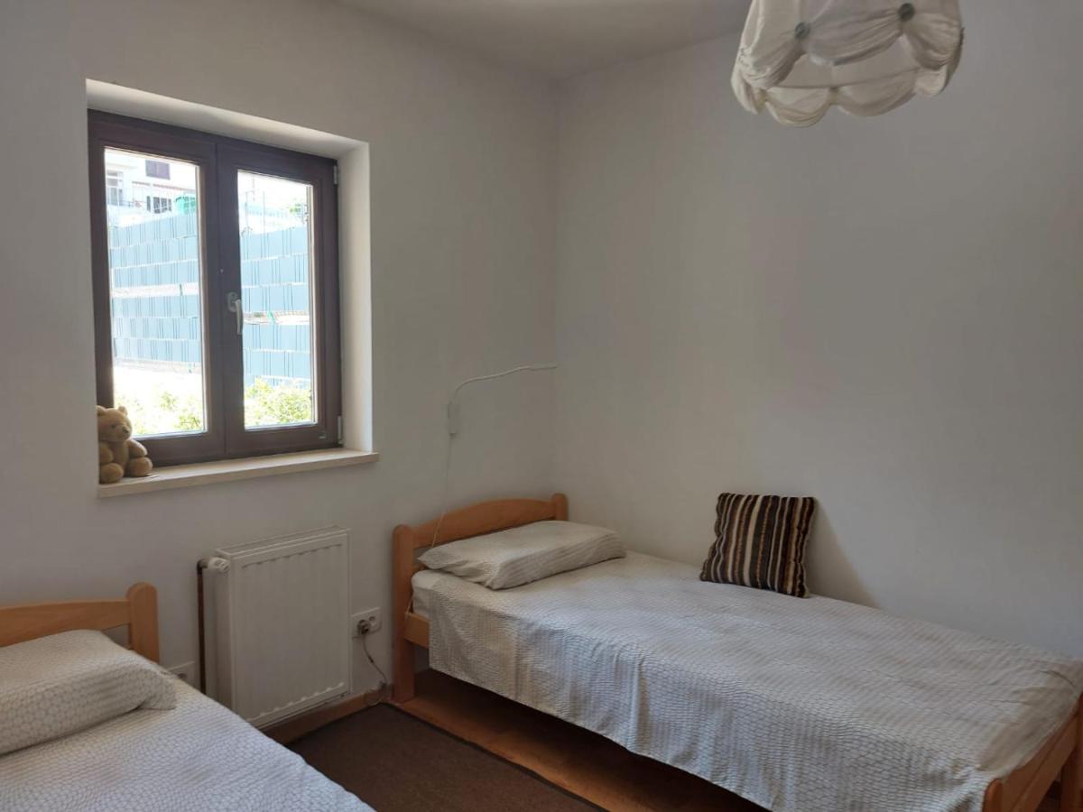 Apartment Irena-Pula Marina Exteriör bild
